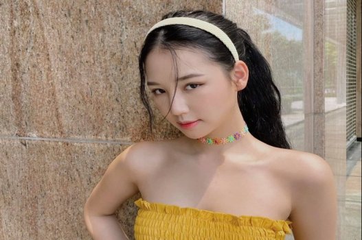 sex gay ngoài trời Em gái chơi lướn phô dâm ở TTTM
